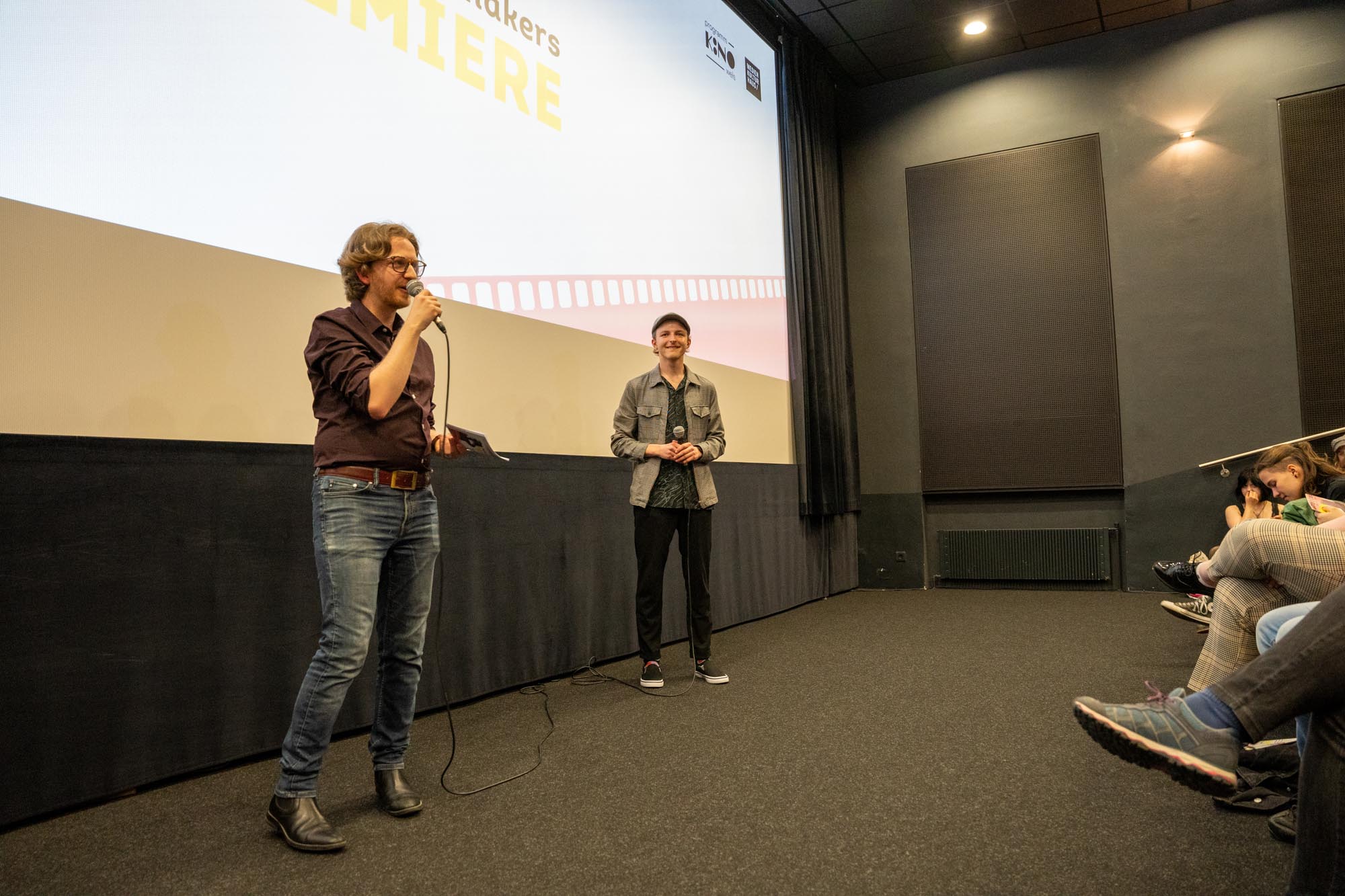 Erwan Borek und Jonas Wiesinger bei der NextGen Filmmakers Premiere im Programmkino Wels im Medien Kultur Haus Wels